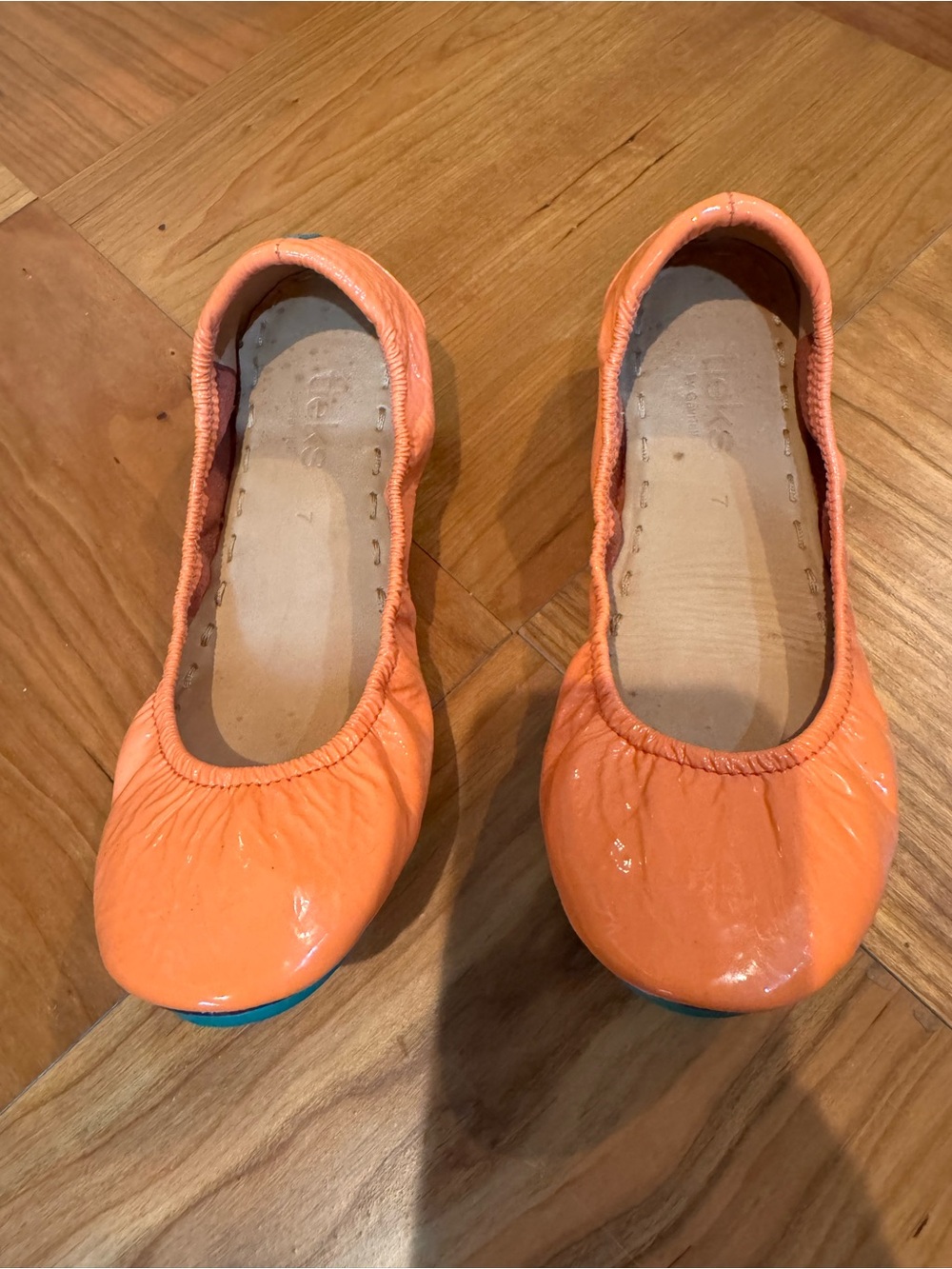 Tieks Coral Patent flats size 7